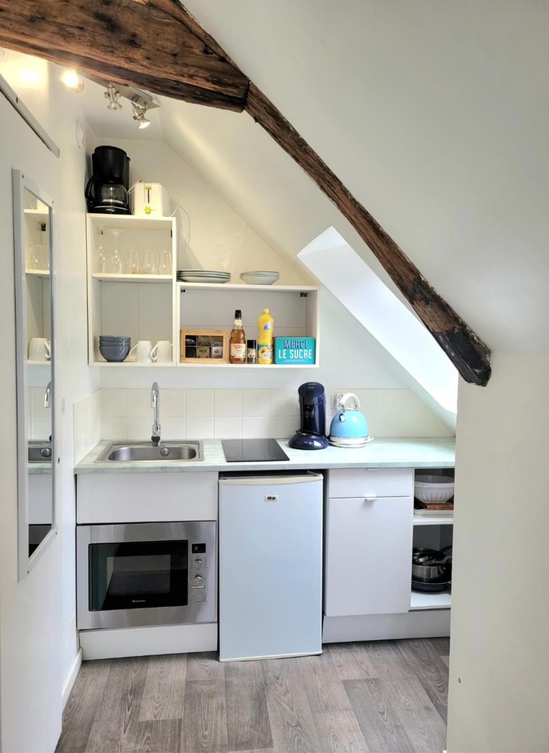 L'établissement LA PLAGE A 2 PAS , vous propose 4 appartements neufs avec services , lits faits à votre arrivée , serviettes de toilette , ménage , Wifi , en hyper centre , Vue mer à 50m , tout est accessible à pied Dieppe Exterior foto